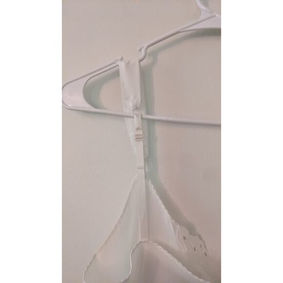 Vanity Fair Cream Nightgown Slip, Size  36 32/42, Vintage - Picture 5 of 9